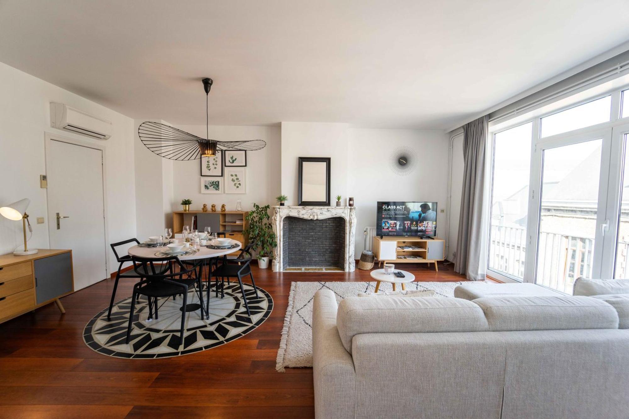 Apartmán Luxury Apart' Mons City Center With Terrace Exteriér fotografie